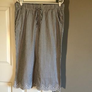 St John's Bay crop pants